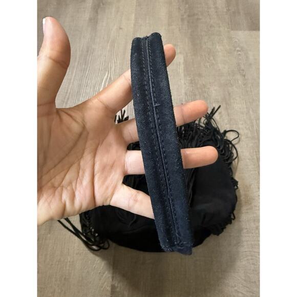 Urban outfitters suede fringe crossbody bag in black Leather Boho Bohemian Style - Picture 12 of 13